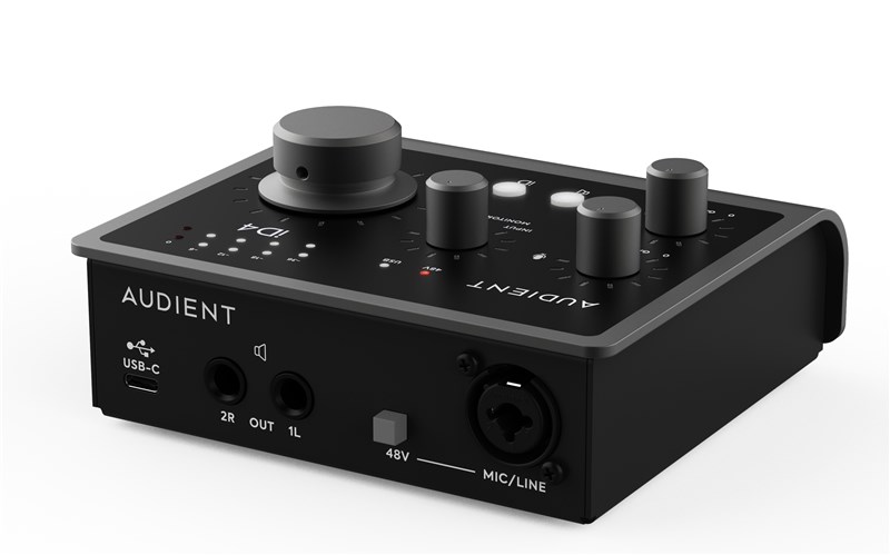 Audient iD4 MKII, front slant