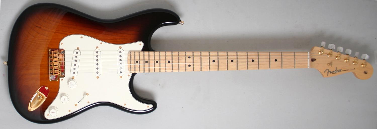 Fender 60th Anniversary Commemorative Stratocaster 2 Colour Sunburst