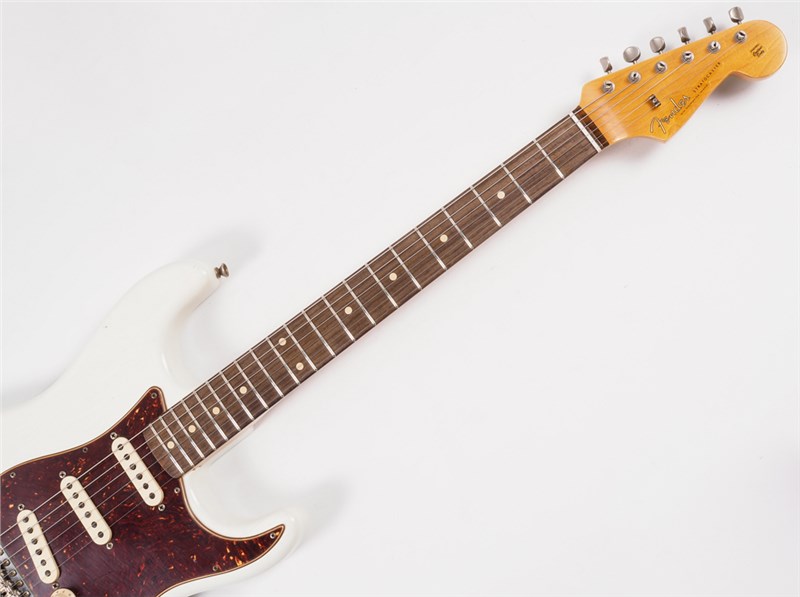 FenderCShop60StratJmanRelicTortOWhite_7