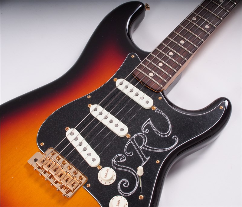 FenderCShopSRVSigStrat3CS_6