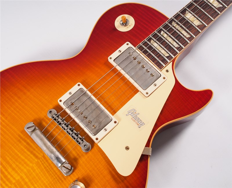 Gibson60LPStandVOSWCSburst_3