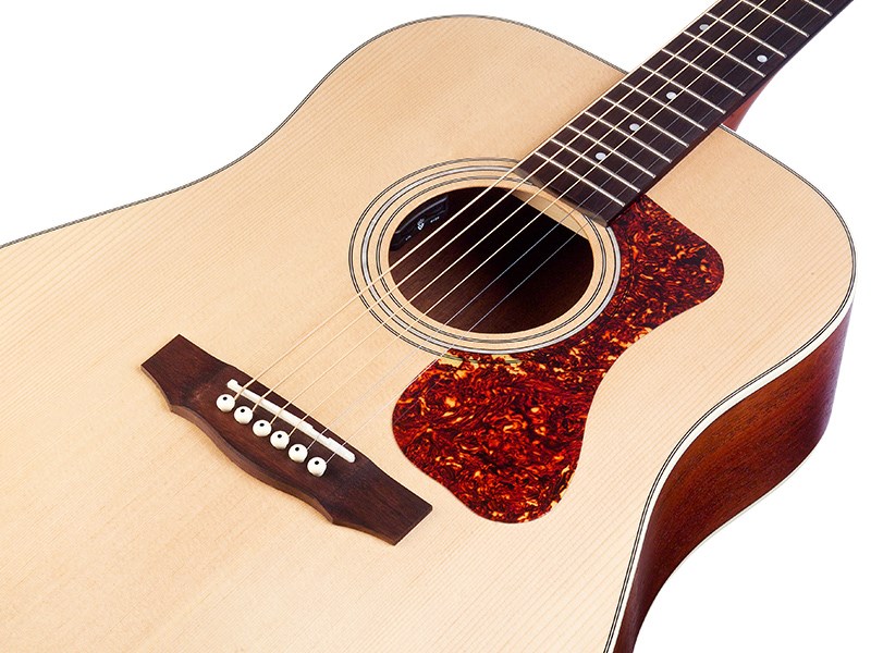 Guild D-240E Westerly Archback Acoustic