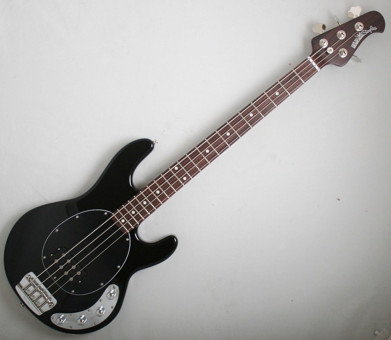 Music man online bass neck