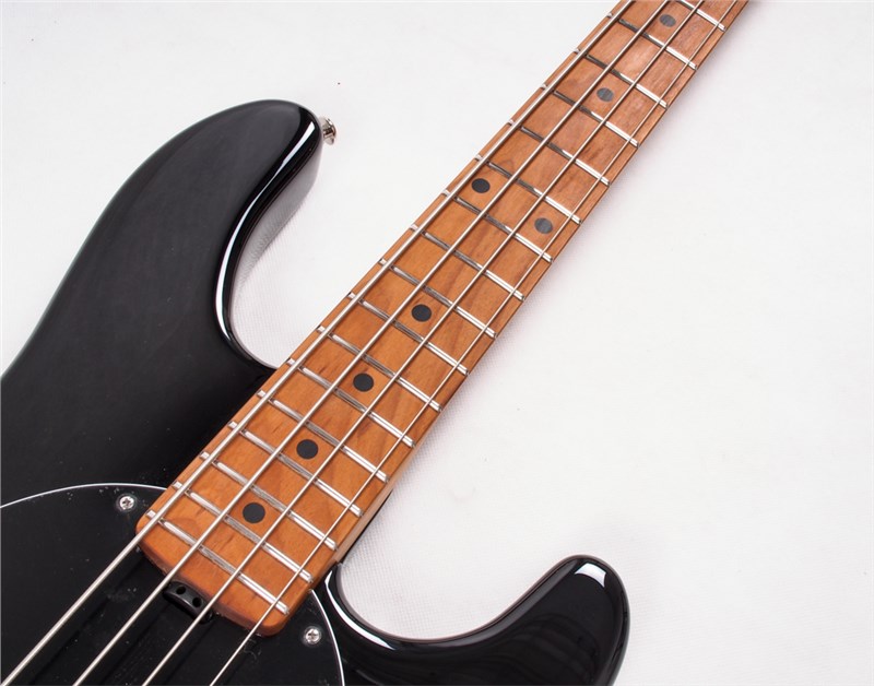 MusicManStingRaySBass2018Blk_6