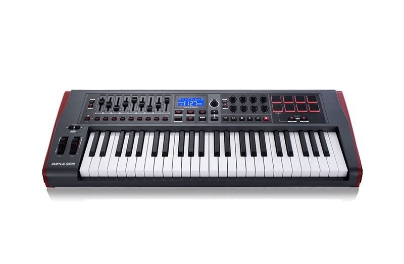 Novation Impulse 49, elevated