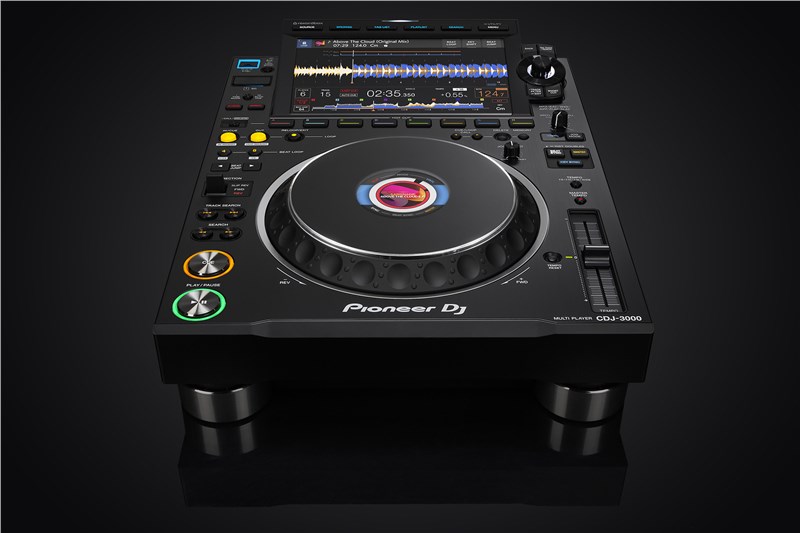 Pioneer CDJ-3000 Pro DJ Multi Player, front view