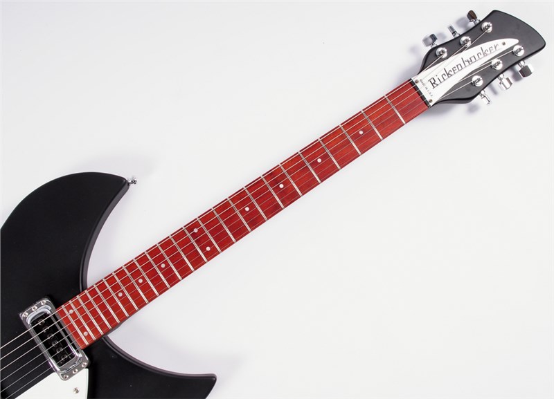 Rickenbacker330LtdMBlk_8