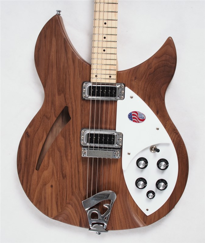 Rickenbacker330Walnut02