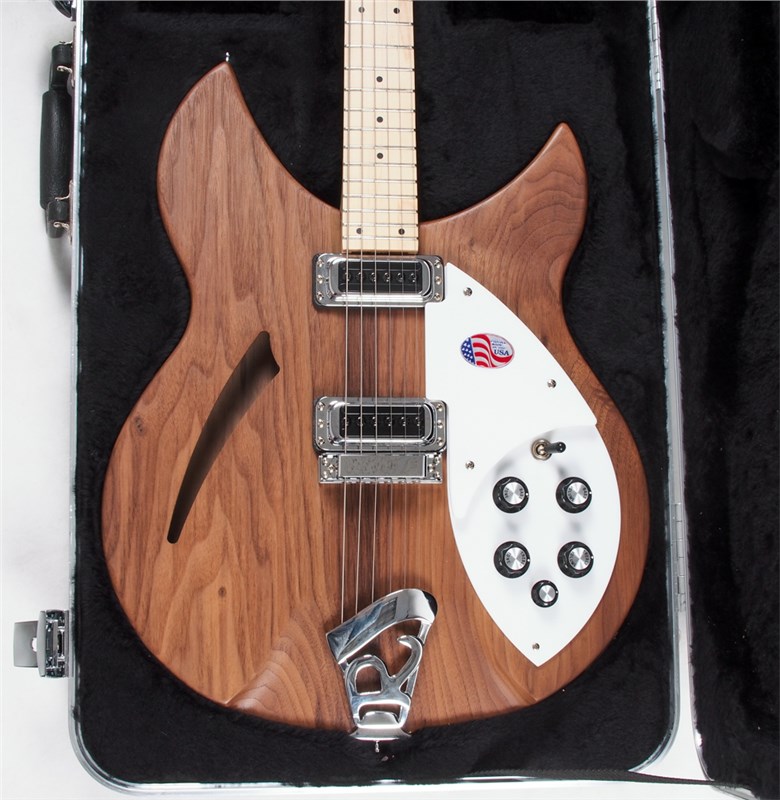 Rickenbacker330Walnut18