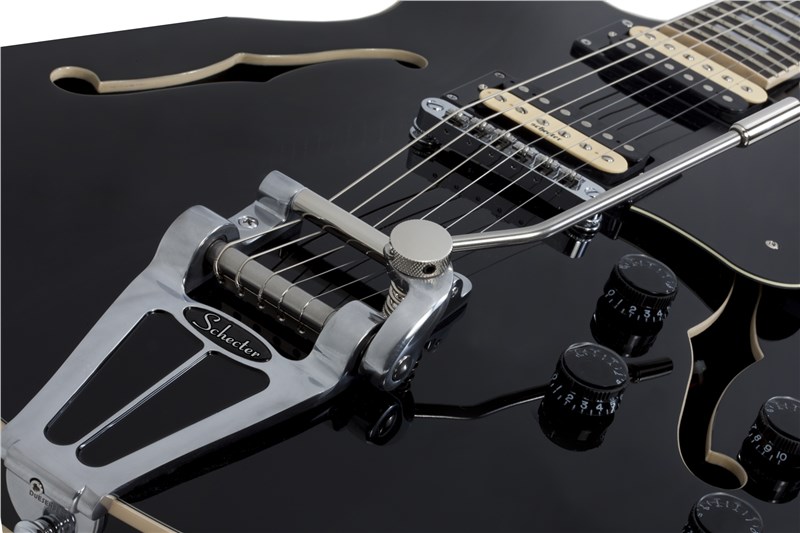 Schecter Corsair 2020, Gloss Black