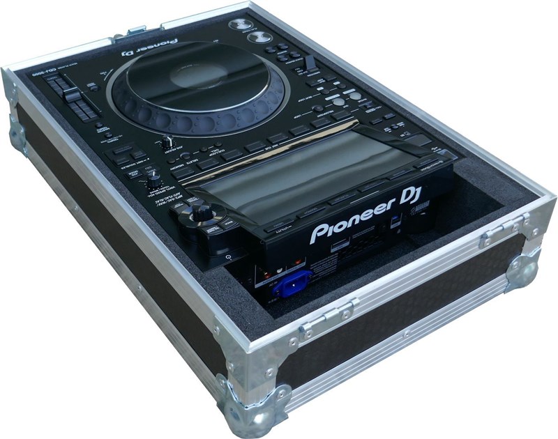 Pioneer CDJ 3000, front