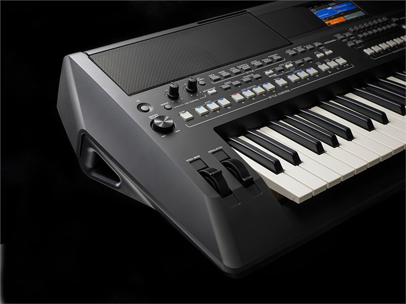 Yamaha PSR-SX600 Arranger Workstation