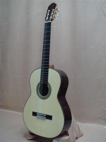 Joan Cashimira Model 3a (Right Handed Canadian Cedar)