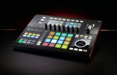 Native Instruments Maschine Studio Black