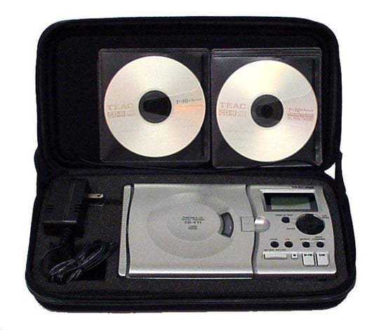 Tascam CD SP1 Carrying Case & Speakers for CD GT1