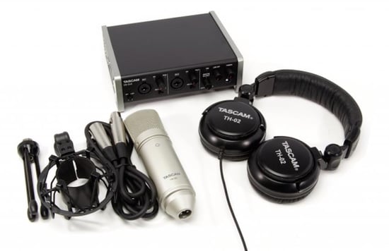 Tascam US-2X2TP Trackpack 2x2 Audio Interface