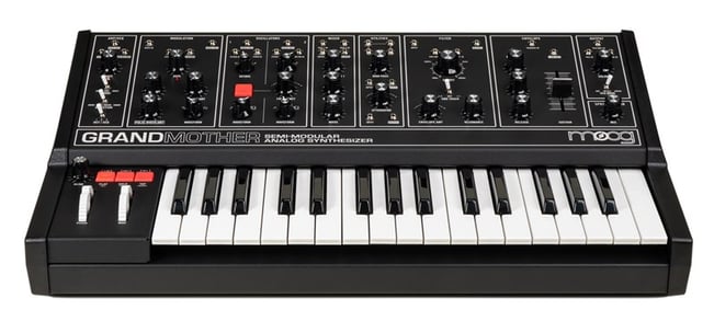 Moog Grandmother Dark