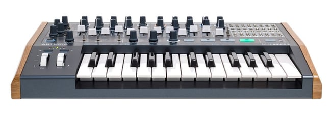 Arturia Minibrute 2 Front