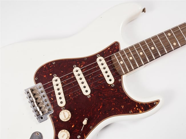 FenderCShop60StratJmanRelicTortOWhite_3