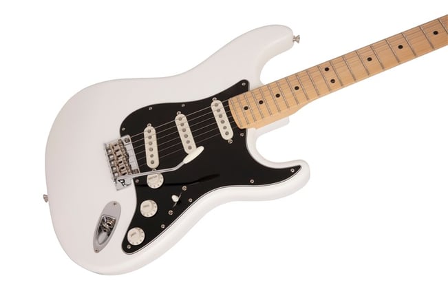 Fender Japan Hybrid II Strat arctic White