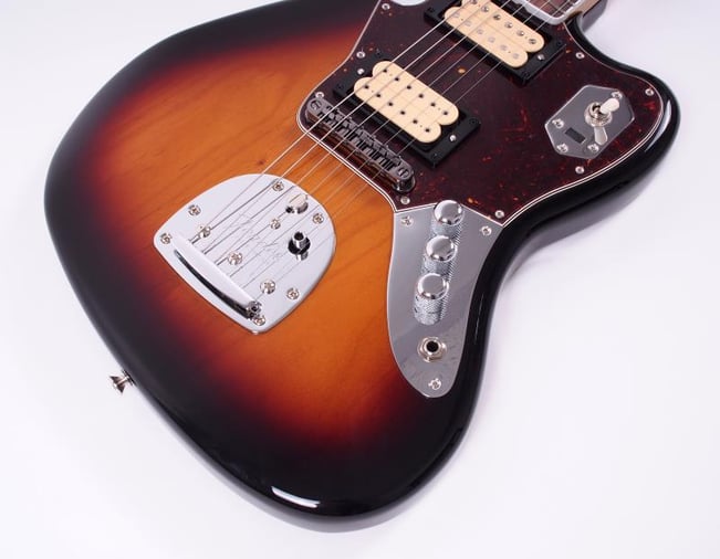 FenderCobainJaguarNOS3ToneSunburst-FrontHalf3