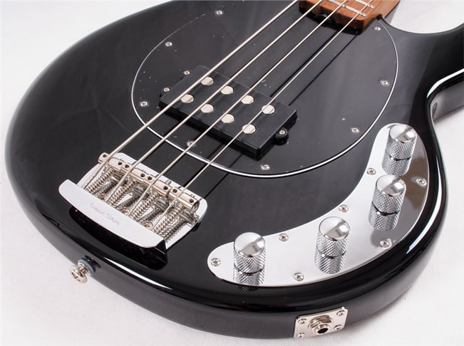 MusicManStingRaySBass2018Blk_5