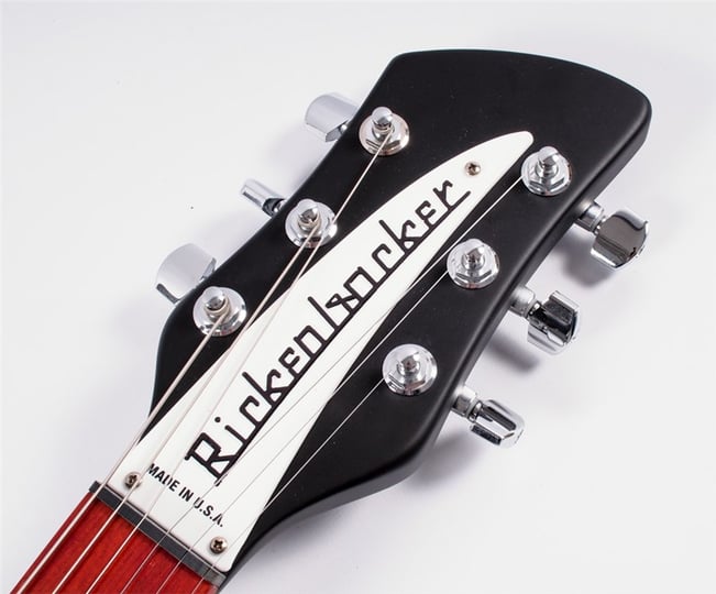 Rickenbacker330LtdMBlk_10