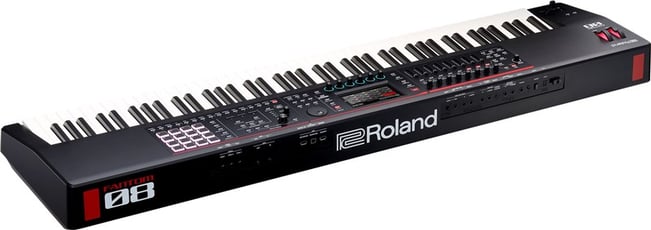 Roland Fantom 08 Synthesizer 4