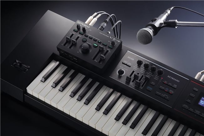 Roland VT-4 Vocal Transformer | GAK