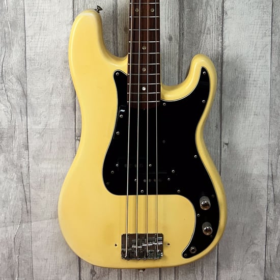 Fender 1977 Precision Bass, Olympic White, Second-Hand