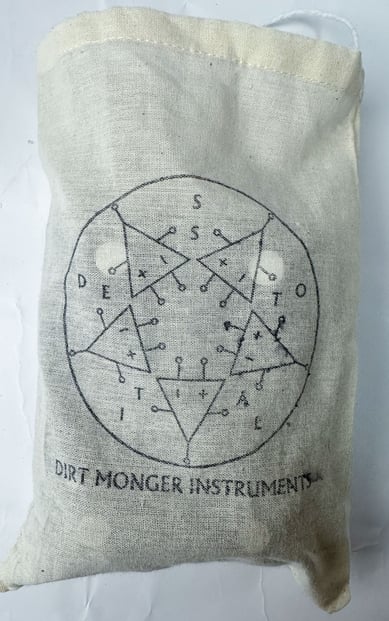 Dirt Monger Instruments Wilbur